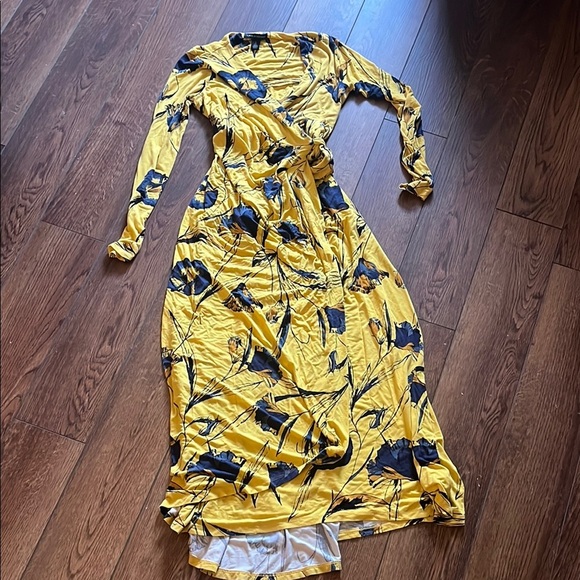 A Pea in the Pod Floral Yellow Maxi Long Sleeve Maternity Wrap Dress Small - Picture 3 of 7